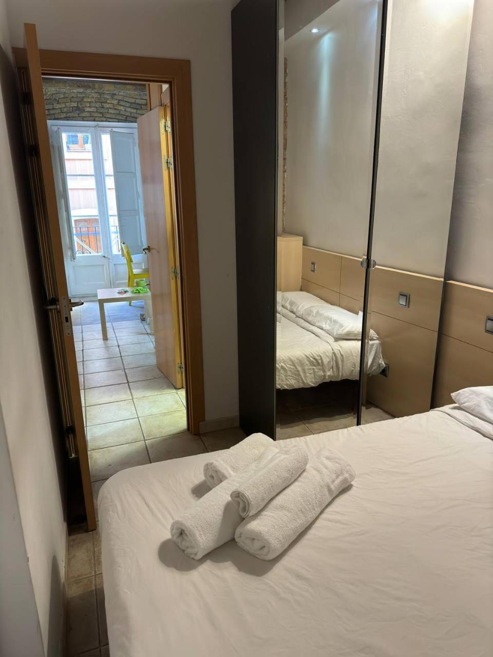 Feels Like Apartment